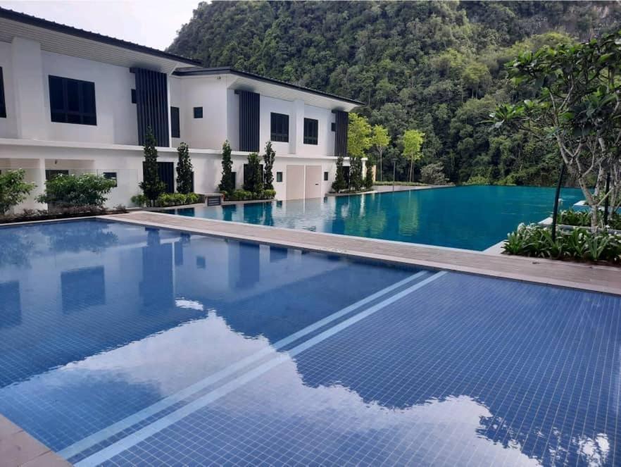 Hotspring 2 Room 1512 Suite Sunway Onsen With Theme Park View 4 Pax Tambun Exteriér fotografie